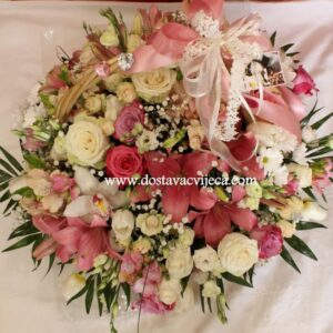 Svečana košara (šifra 525S)