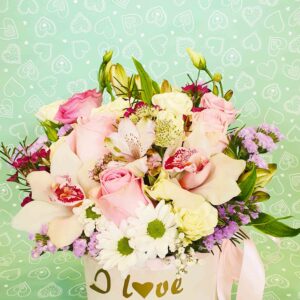 I love you mom! flower box  (1146 Zg)